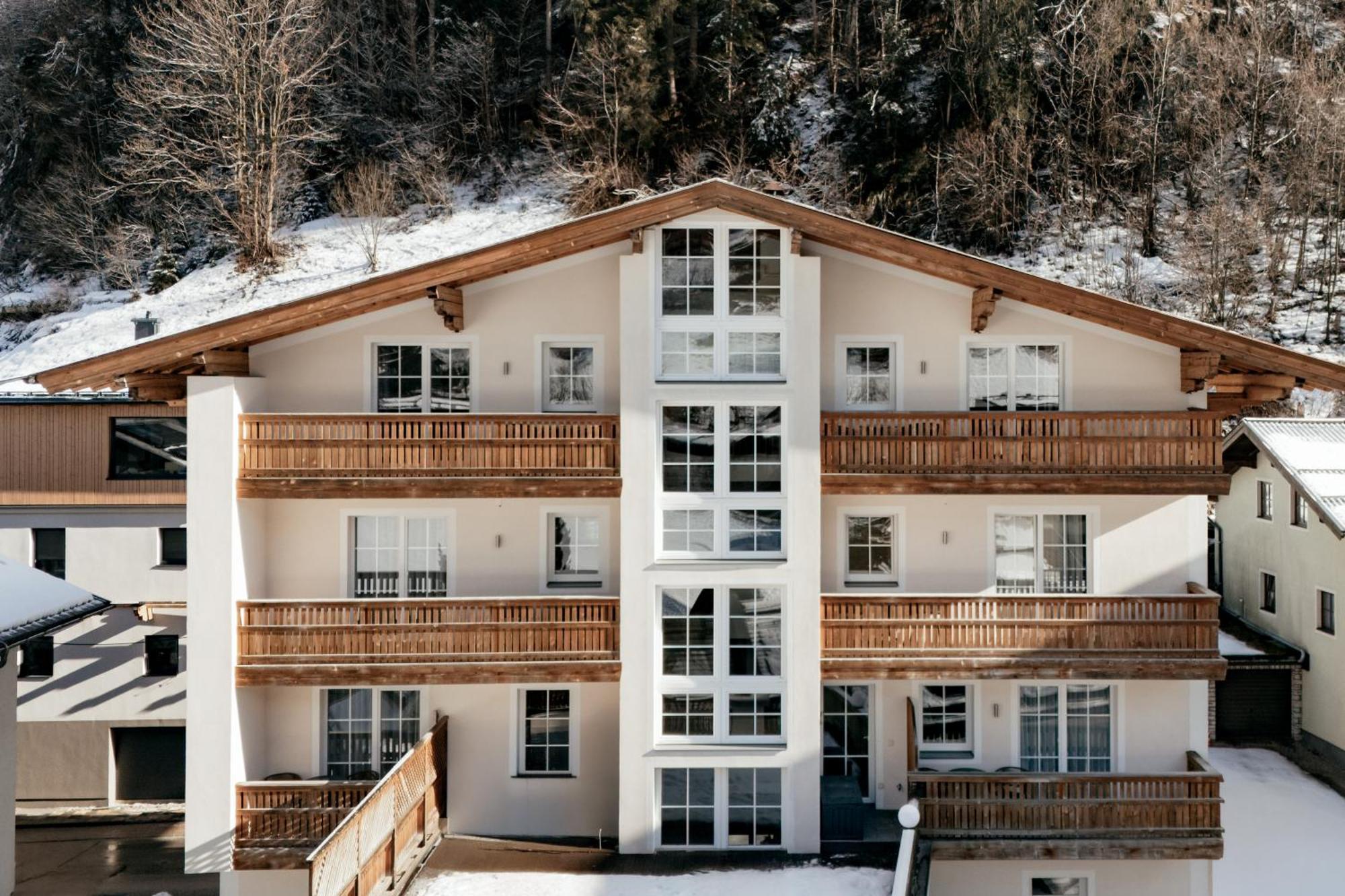 Hotel Krone Grossarl Bagian luar foto